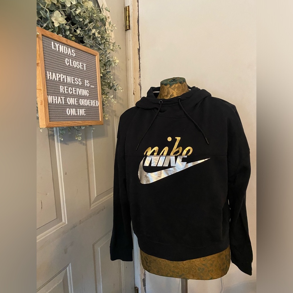 Nike Crop Hoodie Black/Silver/Gold Size XL
